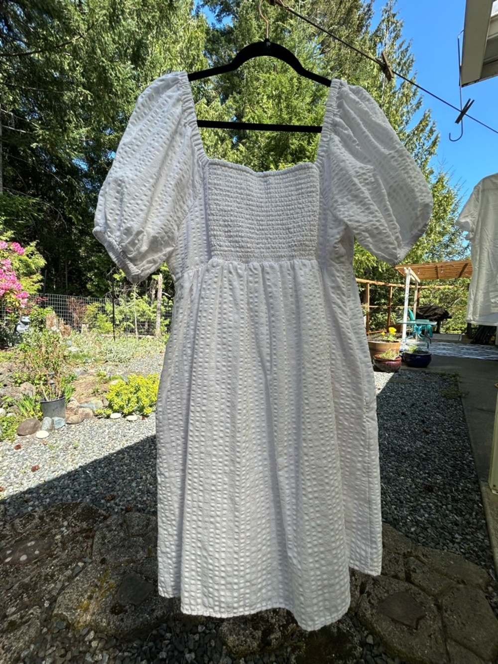 Old Navy White Textured Smocked Summer Dress